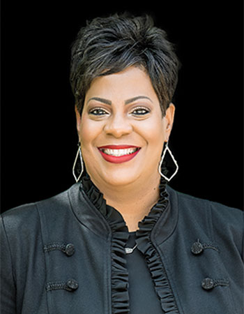 Wauketa   Jones Headshot
