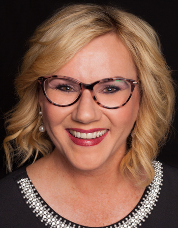 DaNell   Kinney Headshot